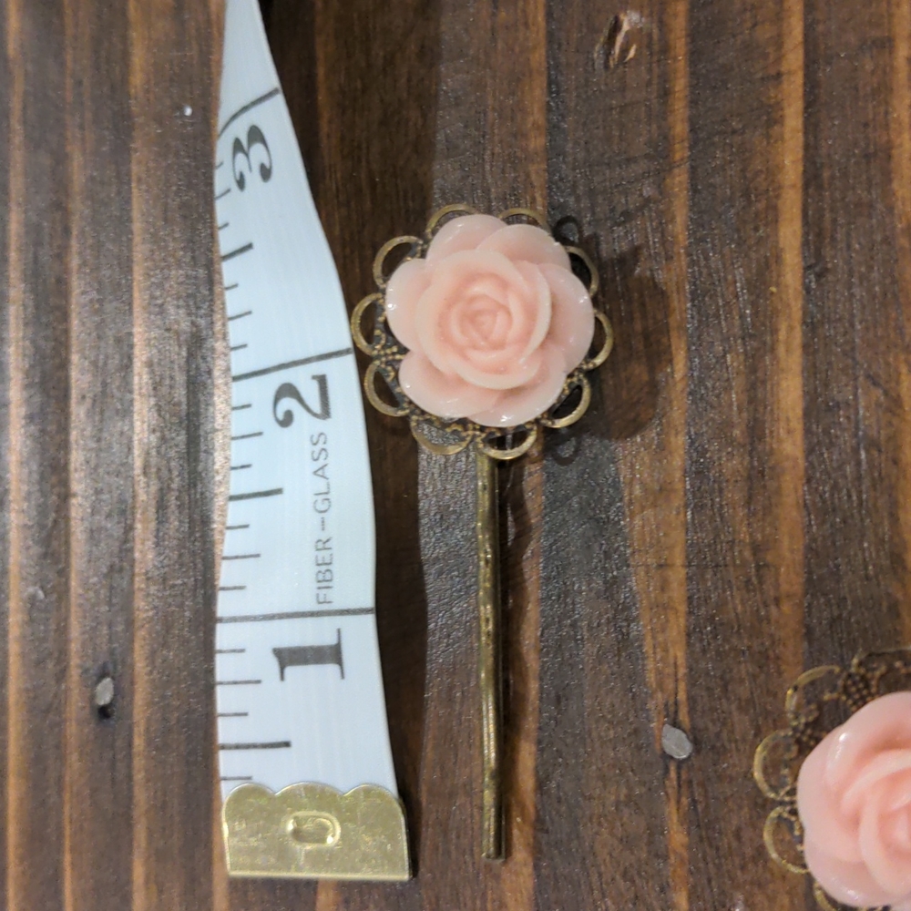Rose hair clips - Picture 6 of 6